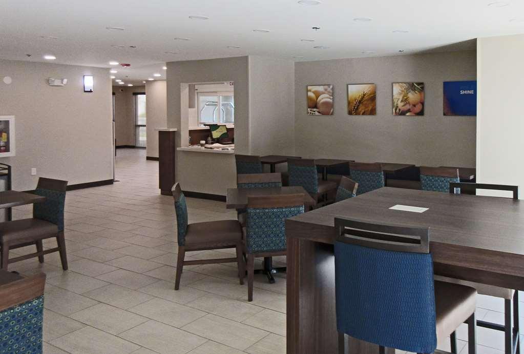 Comfort Inn & Suites Brunswick Extérieur photo