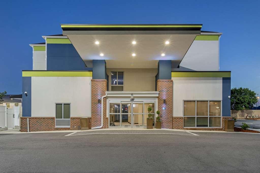 Comfort Inn & Suites Brunswick Extérieur photo
